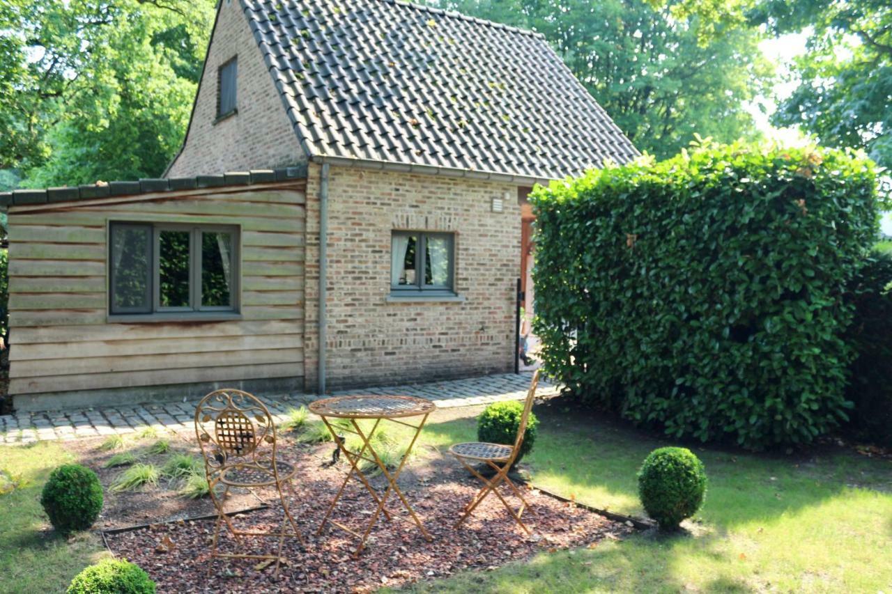 Hotel Under Oaks Westmalle Esterno foto